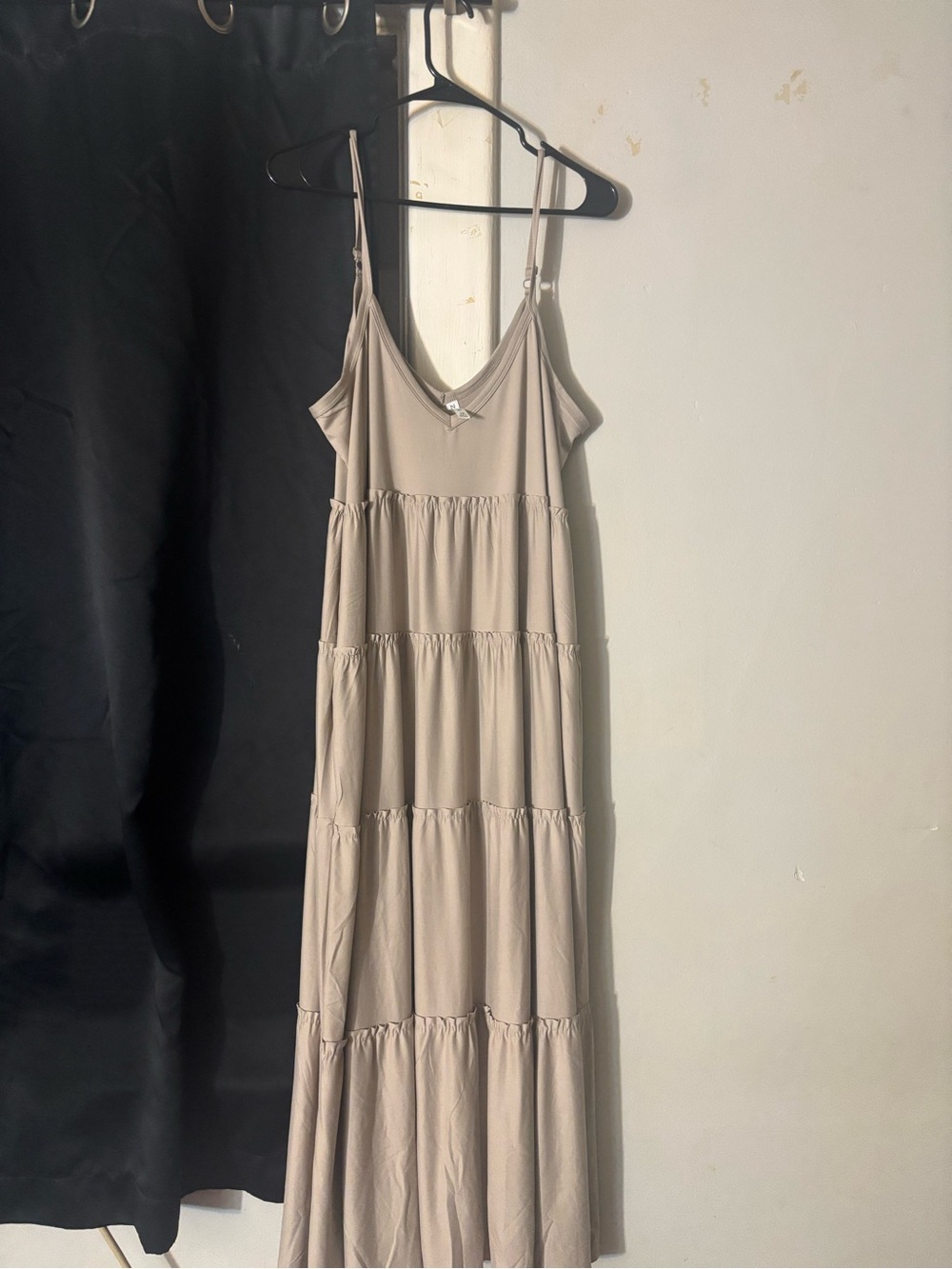 Zenana  1x beige solid v neck  sleeveless Strap   Maxi Dress long